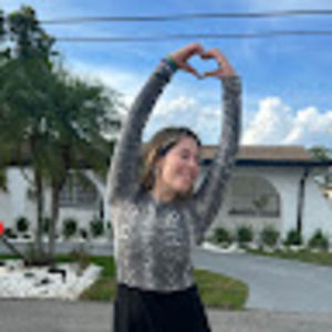 Meet your Posher, Brooke